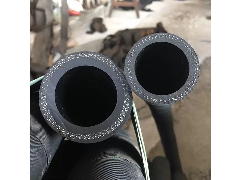 Tube de tuyau en caoutchouc