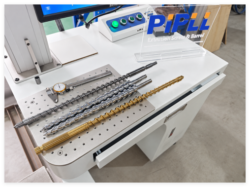 PIPLL laboratory and inspection bench with small laboratory or inspection screws and a measuring gauge.