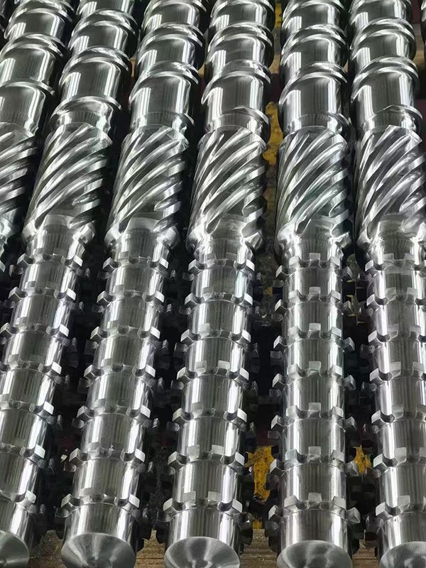 Extruder screw mixing elements and transitions, check deposits and damage for ABS extrusion black specks