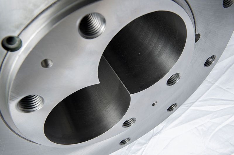 The figure-eight bore, center distance and flange interfaces of twin screw barrel require accurate measurement